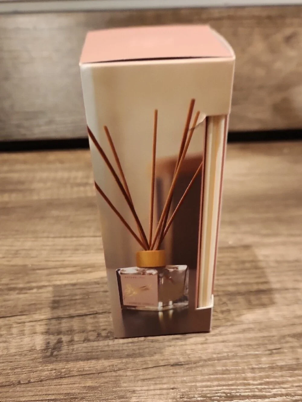 NIB 2025 Nature Love Cashmere Vanilla Reed Diffuser - Pink 3.4 Fl Oz